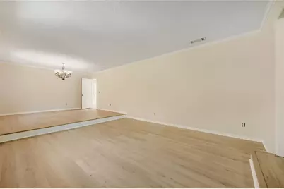 1909 Lake Lucerne Way SW, Lilburn, GA 30047 - Photo 5