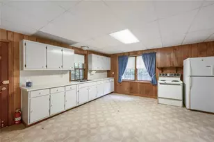 1909 Lake Lucerne Way SW, Lilburn, GA 30047 - Photo 23