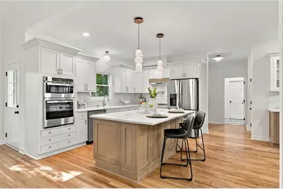 6400 Bannerhorn Run, Alpharetta, GA 30005 - Photo 13