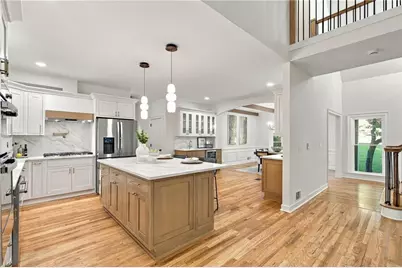 6400 Bannerhorn Run, Alpharetta, GA 30005 - Photo 11