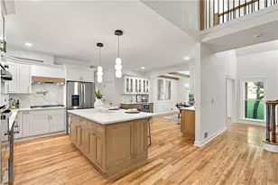 6400 Bannerhorn Run, Alpharetta, GA 30005 - Photo 11