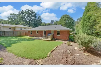 1398 Cumberland Drive, Gainesville, GA 30501 - Photo 25