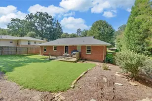 1398 Cumberland Dr, Gainesville, GA 30501 - Photo 25