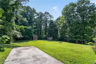 2197 Valley Creek Cir, Snellville, GA 30078 - Photo 47