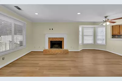 5042 Laurel Springs Way Southeast, Smyrna, GA 30082 - Photo 11
