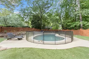 1160 Martin Ridge Rd, Roswell, GA 30076 - Photo 27