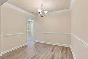 7500 Roswell Rd, Sandy Springs, GA 30350 - Photo 13