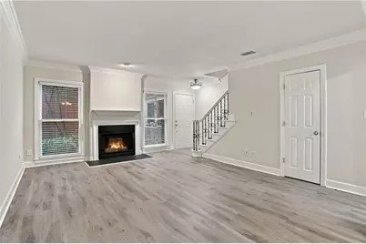 7500 Roswell Road #56, Sandy Springs, GA 30350 - Photo 3