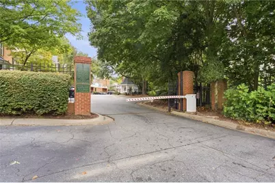 7500 Roswell Road #56, Sandy Springs, GA 30350 - Photo 37