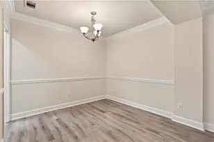 7500 Roswell Rd, Sandy Springs, GA 30350 - Photo 11
