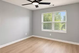 6368 Kennonbriar Ct, Lithonia, GA 30058 - Photo 11