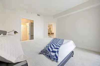 1075 Peachtree Walk NE #A301, Atlanta, GA 30309 - Photo 11