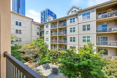 1075 Peachtree Walk NE #A301, Atlanta, GA 30309 - Photo 17