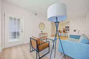 1075 Peachtree Walk NE, Atlanta, GA 30309 - Photo 15