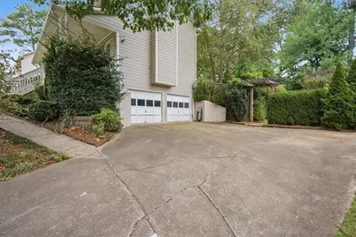 720 Creek Trail NW, Kennesaw, GA 30144 - Photo 5