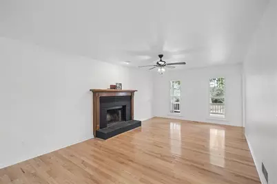 720 Creek Trail NW, Kennesaw, GA 30144 - Photo 11