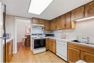 1742 Woodcliff Place, Atlanta, GA 30329 - Photo 9
