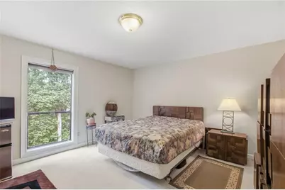 1742 Woodcliff Place, Atlanta, GA 30329 - Photo 17