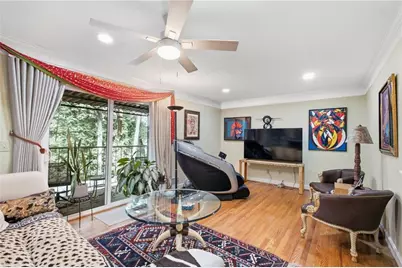 1742 Woodcliff Place, Atlanta, GA 30329 - Photo 11