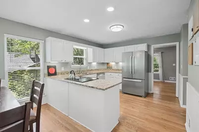 98 Geraldine Drive SE, Smyrna, GA 30082 - Photo 7