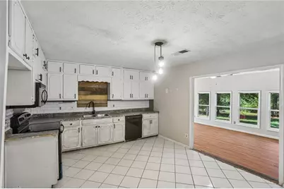 888 Laney Road, Locust Grove, GA 30248 - Photo 13