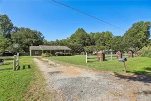 888 Laney Rd, Locust Grove, GA 30248 - Photo 3