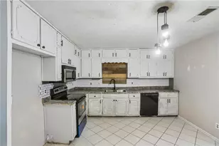 888 Laney Rd, Locust Grove, GA 30248 - Photo 11