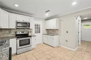 221 Lariat Ln, Ellenwood, GA 30294 - Photo 21