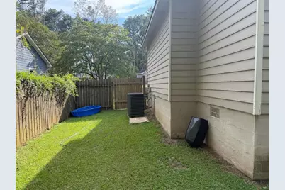 909 Forest Pointe Way, Jonesboro, GA 30238 - Photo 3