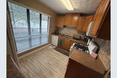 909 Forest Pointe Way, Jonesboro, GA 30238 - Photo 11