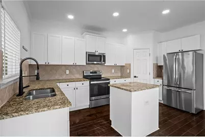 1108 Liberty Parkway NW, Atlanta, GA 30318 - Photo 11