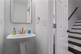 1108 Liberty Pkwy NW, Atlanta, GA 30318 - Photo 17