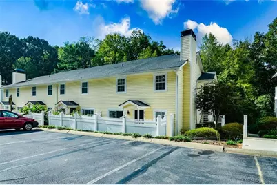 2718 Suwanee Way SE, Marietta, GA 30067 - Photo 1