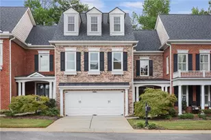 3004 Village Green Cir, Roswell, GA 30075 - Photo 1