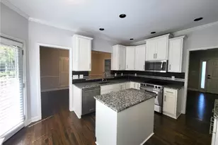 1155 Davis Pl NW, Atlanta, GA 30318 - Photo 9