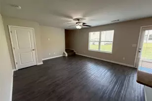 313 Nutwood Trce, Locust Grove, GA 30248 - Photo 3