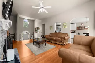 1444 Jefferson Walk Cir, Jefferson, GA 30549 - Photo 5
