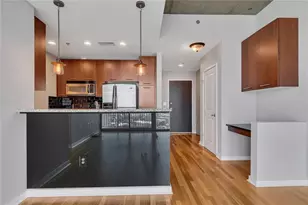 3324 Peachtree Rd NE, Atlanta, GA 30326 - Photo 13
