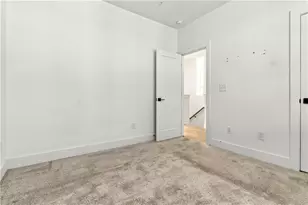 1844 Gotham Ln NE, Atlanta, GA 30324 - Photo 27