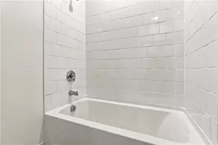 1844 Gotham Ln NE, Atlanta, GA 30324 - Photo 23