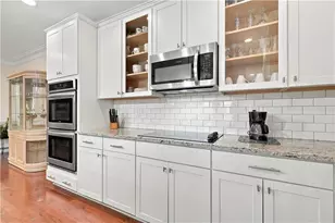 341 Villa Park Cir, Stone Mountain, GA 30087 - Photo 7