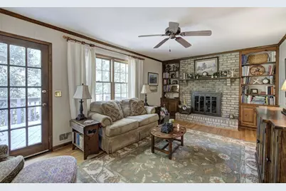 2747 Pinestream Drive NE, Marietta, GA 30068 - Photo 5