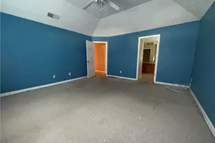 3503 Creekview Dr, Union City, GA 30291 - Photo 3