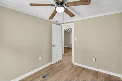 240 Norfolk Dr, Hampton, GA 30228 - Photo 15