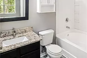 6203 Fairington Ridge Cir, Lithonia, GA 30038 - Photo 15