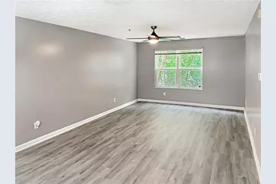 6203 Fairington Ridge Circle, Lithonia, GA 30038 - Photo 5