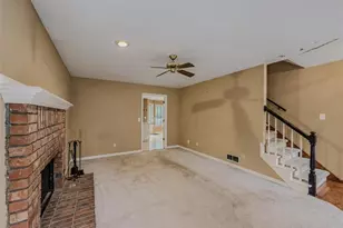 220 Timber Laurel Ln, Lawrenceville, GA 30043 - Photo 7