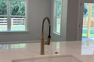2958 Graham Gardens Ln, Marietta, GA 30062 - Photo 7