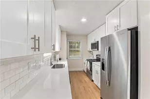 3220 Bethesda Park Ct, Lawrenceville, GA 30044 - Photo 9