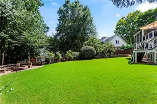 8325 Riverbirch Dr, Roswell, GA 30076 - Photo 49